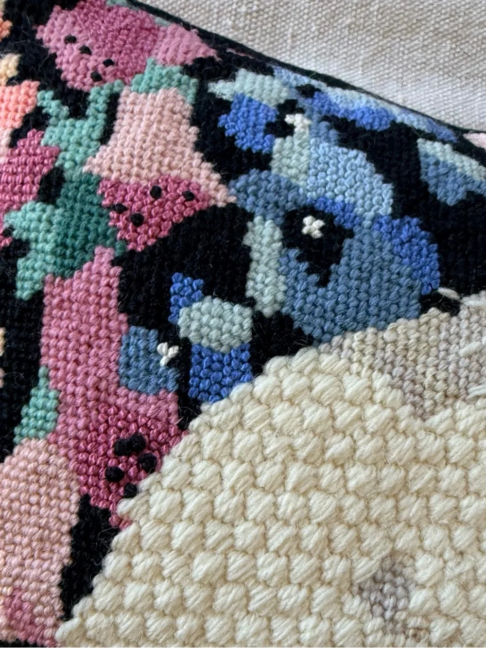 VTG handmade cat pillow needlepoint embroidery 12